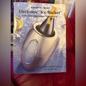 New sharper image electronic ice bucket